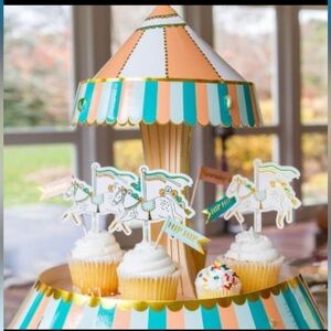 NWT Ma Fete Carousel Paper Cupcake Stand